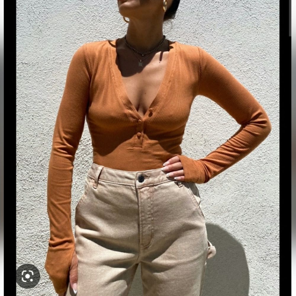 Nwot AFRM Arbor  Rib Henley  Top in Caramel